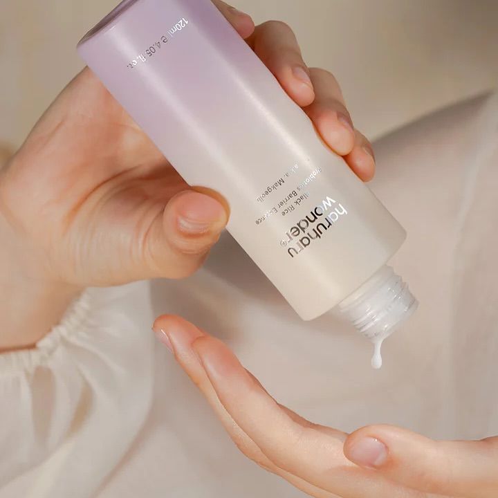 haruharu wonder - Esencia Black Rice Probiotics Barrier Essence